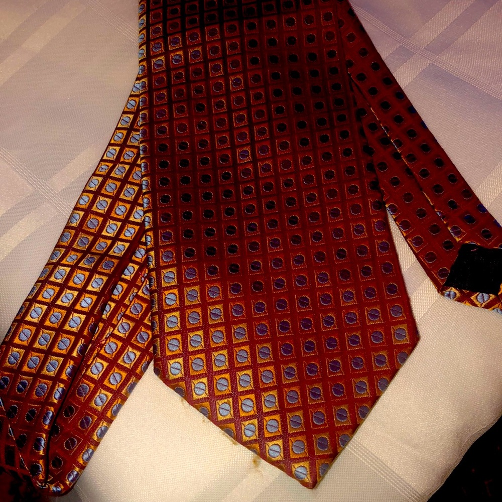 Tie